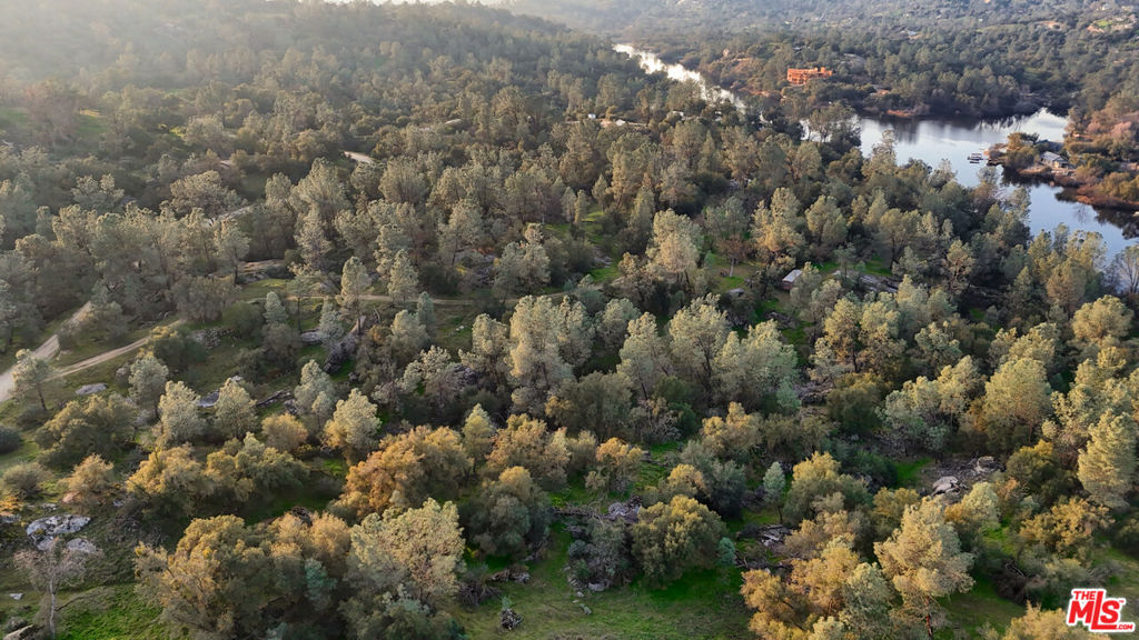 3 Blackhawk Drive, Coarsegold, CA 93614