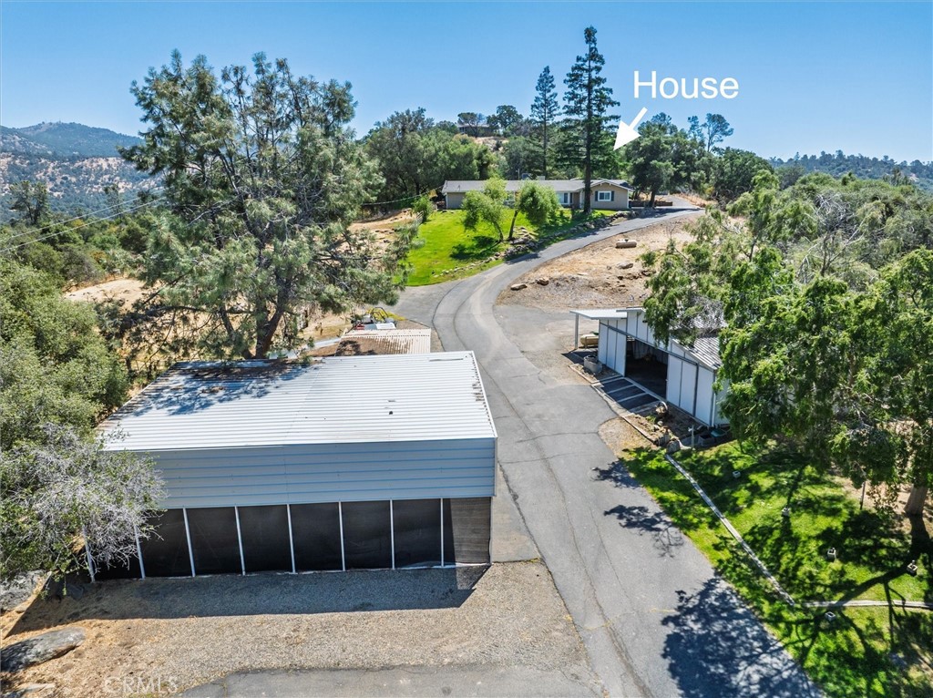 36515 Wells Rd, Coarsegold, CA 93614