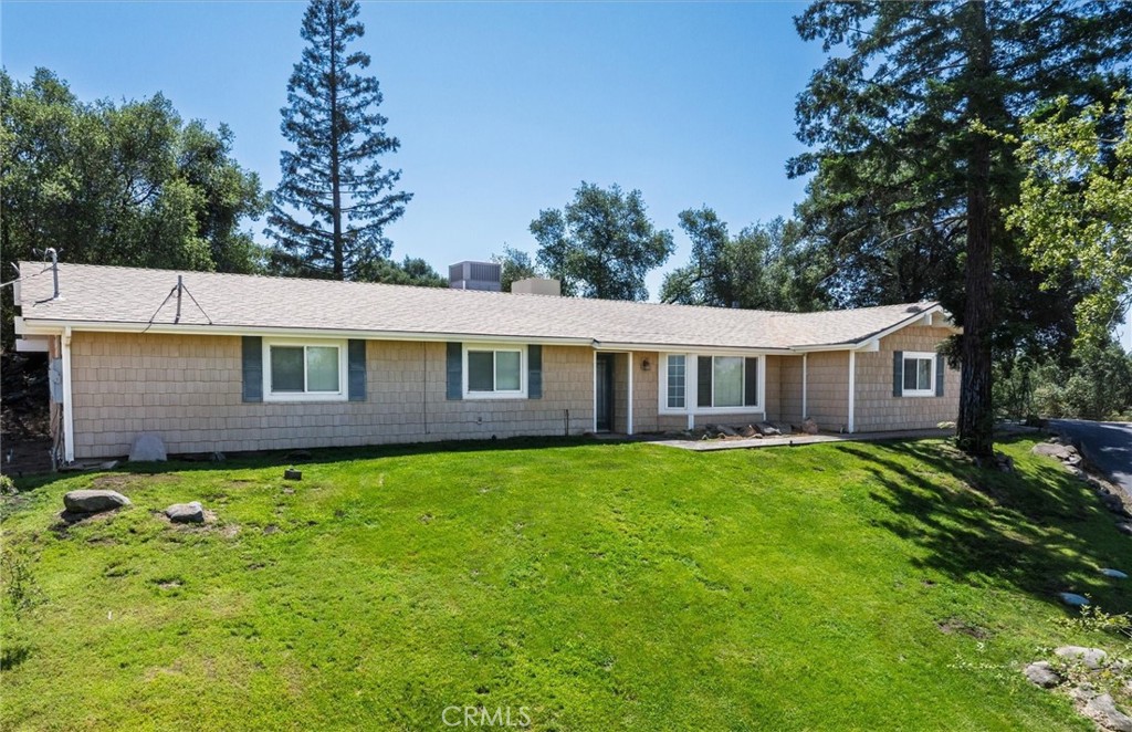36515 Wells Rd, Coarsegold, CA 93614
