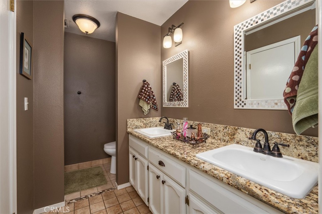 36515 Wells Rd, Coarsegold, CA 93614