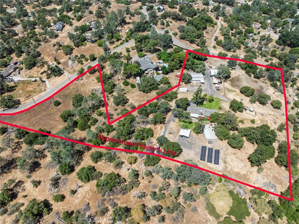 36515 Wells Rd, Coarsegold, CA 93614