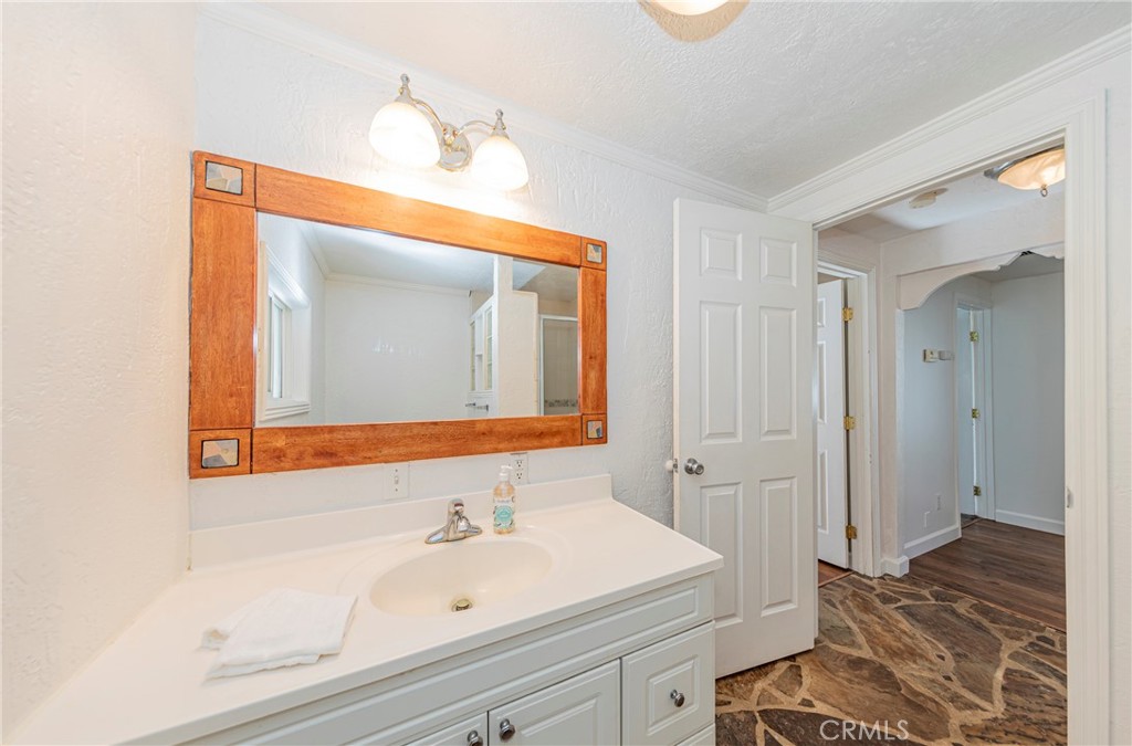 41092 Highway 49, Oakhurst, CA 93644