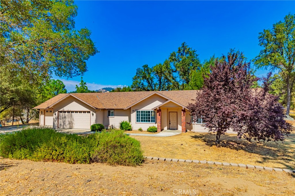 41028 Shandee Ln, Ahwahnee, CA 93601