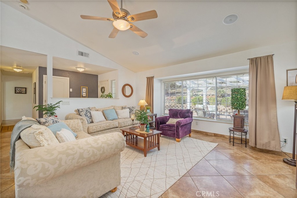 30301 E Longview Ln, Coarsegold, CA 93614