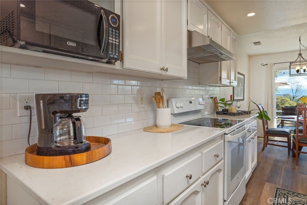 30301 E Longview Ln, Coarsegold, CA 93614