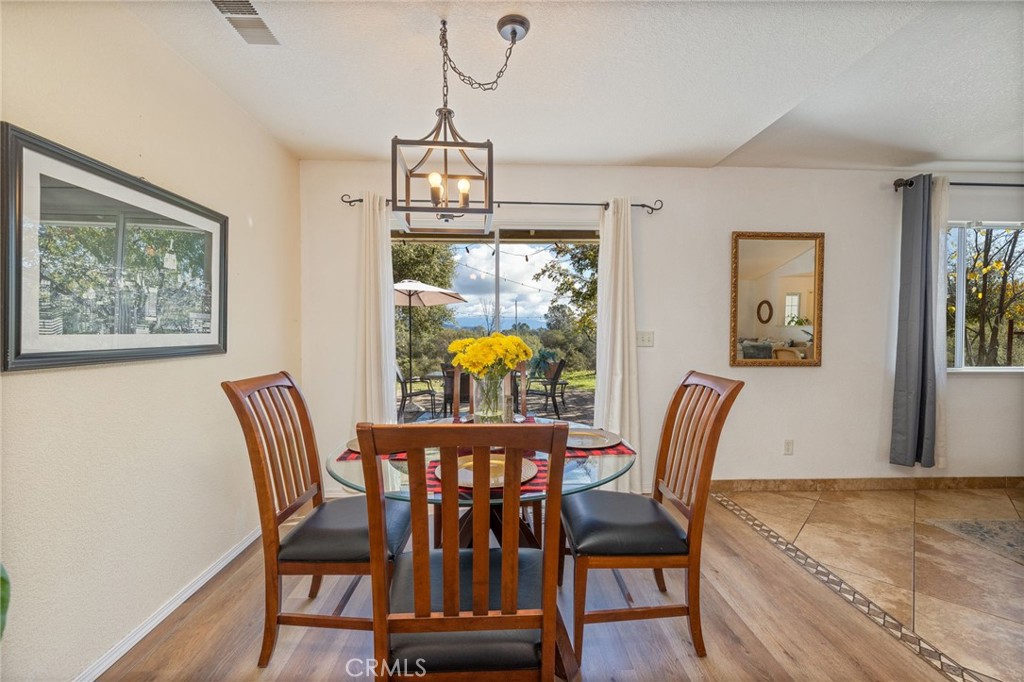 30301 E Longview Ln, Coarsegold, CA 93614