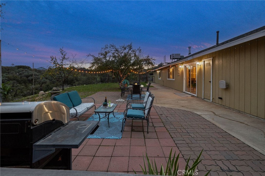 30301 E Longview Ln, Coarsegold, CA 93614