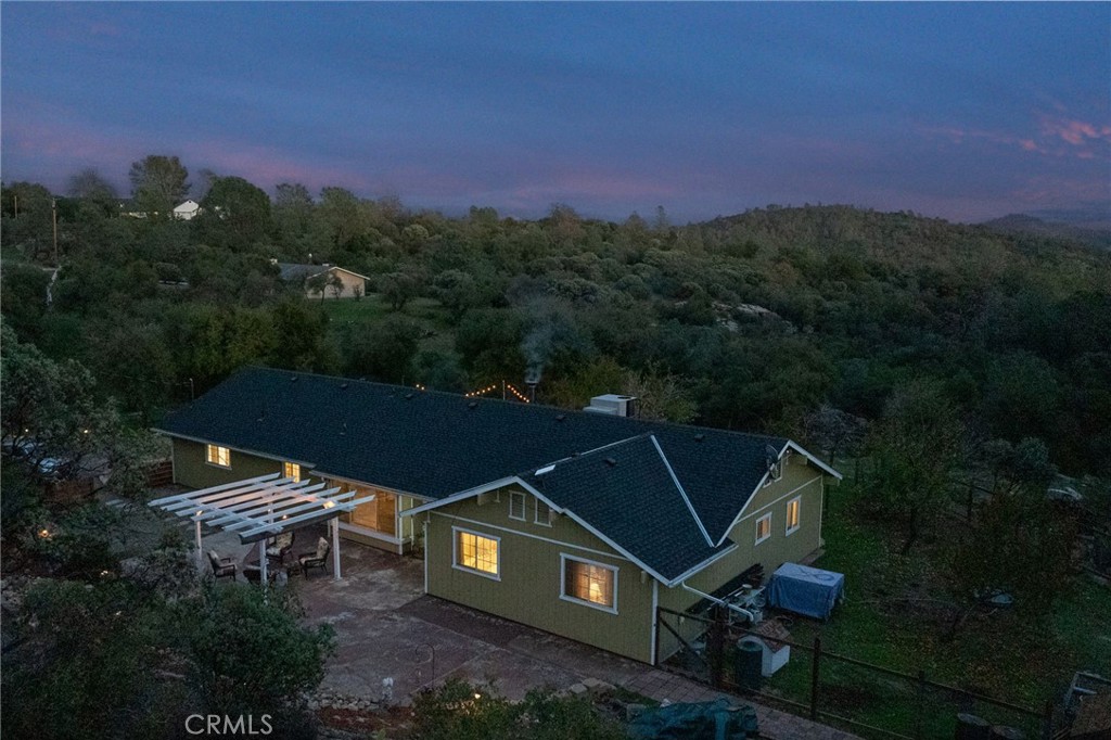 30301 E Longview Ln, Coarsegold, CA 93614