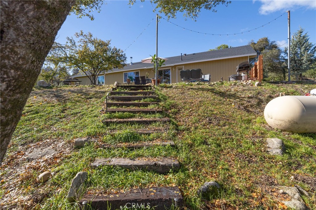 30301 E Longview Ln, Coarsegold, CA 93614