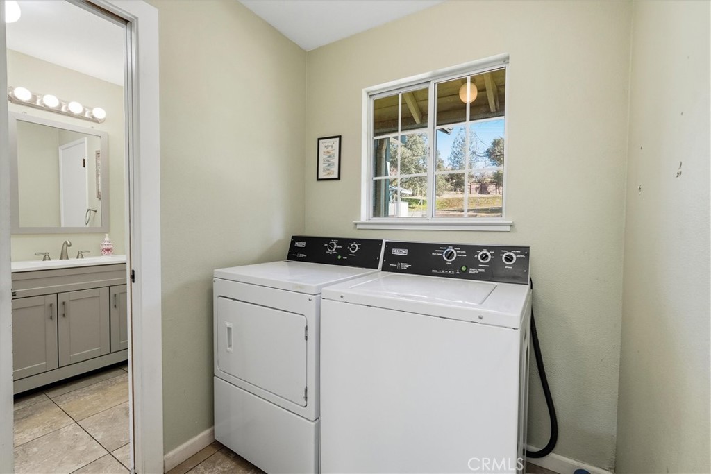 42406 Windy Gap, Ahwahnee, CA 93601