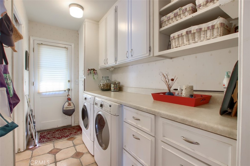 39406 John West Rd, Oakhurst, CA 93644