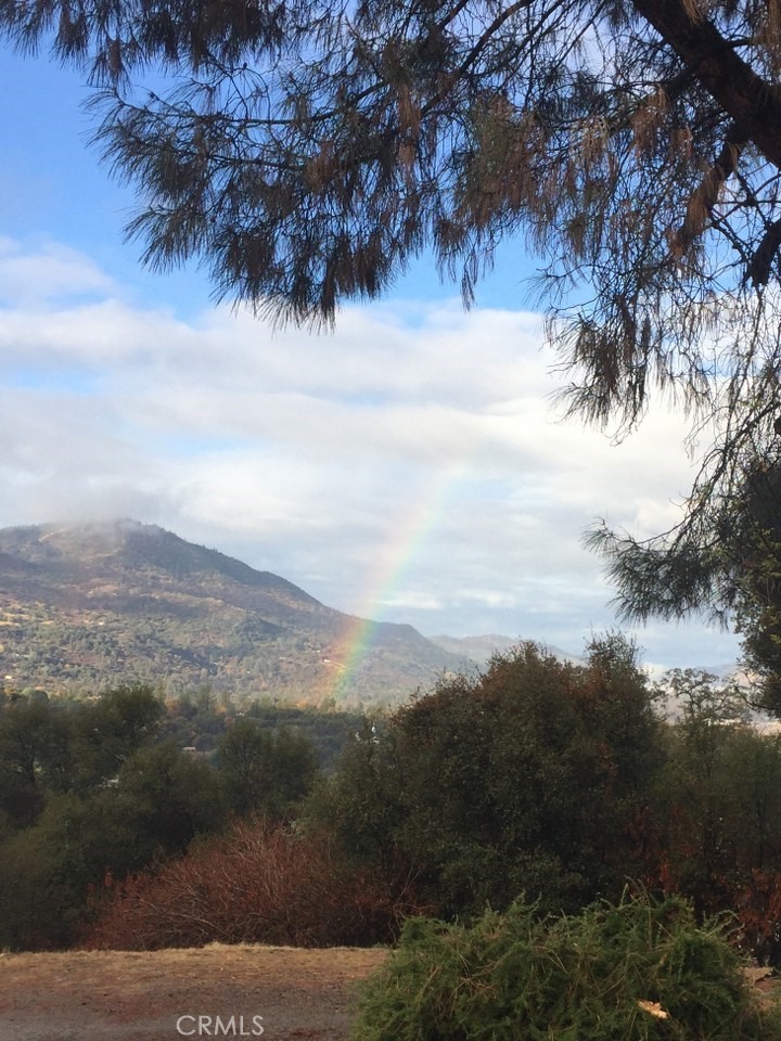 39406 John West Rd, Oakhurst, CA 93644