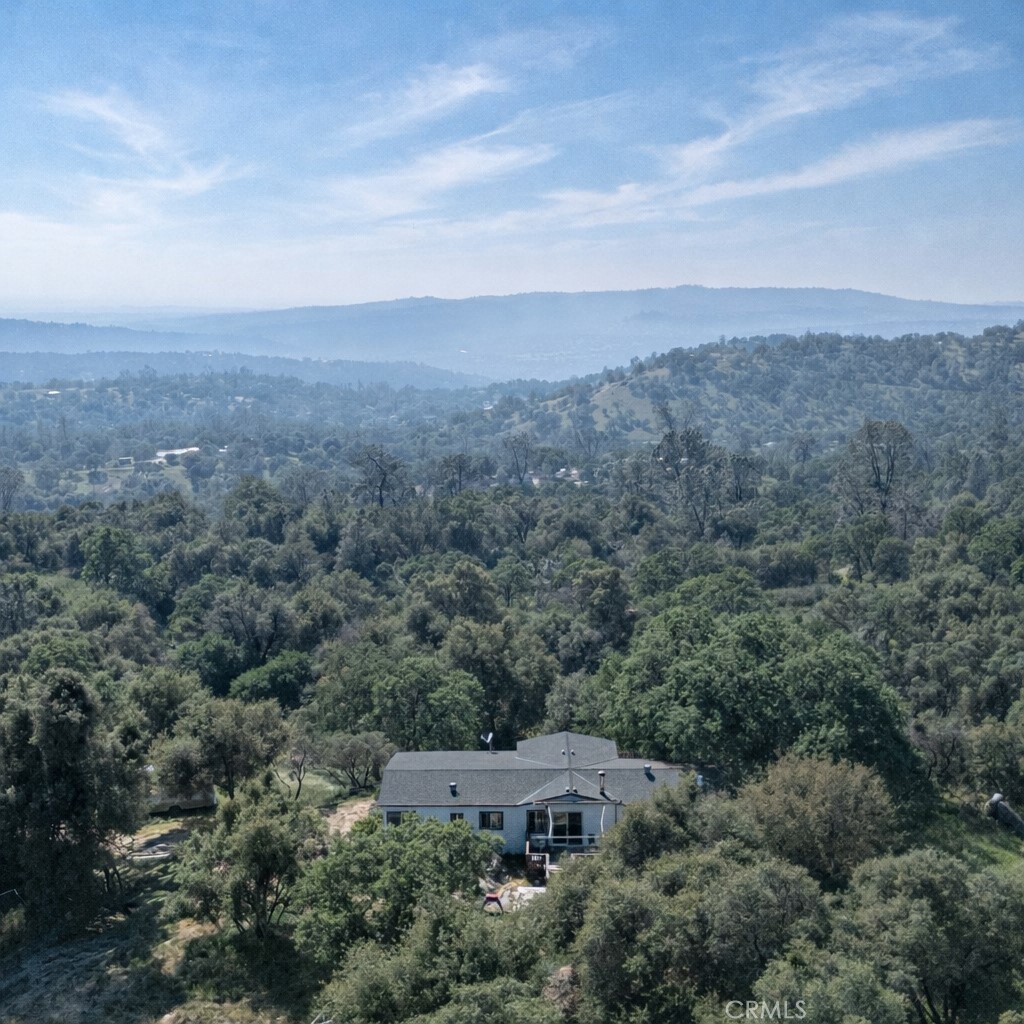 33404 Robinhood Dr, Coarsegold, CA 93614