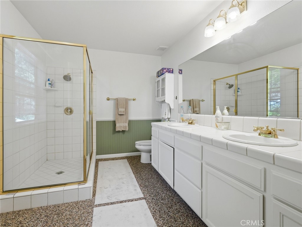 37927 China Creek, Oakhurst, CA 93644