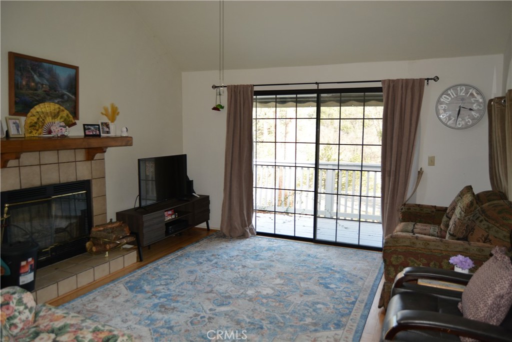 40748 Foxboro Ct, Bass Lake, CA 93604