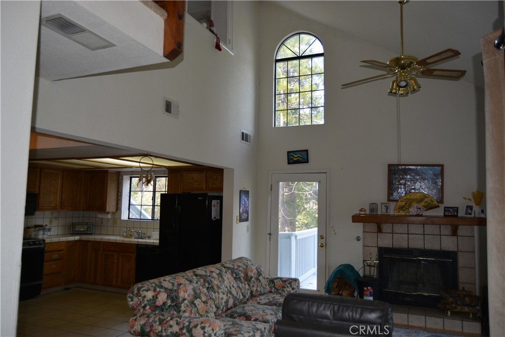 40748 Foxboro Ct, Bass Lake, CA 93604