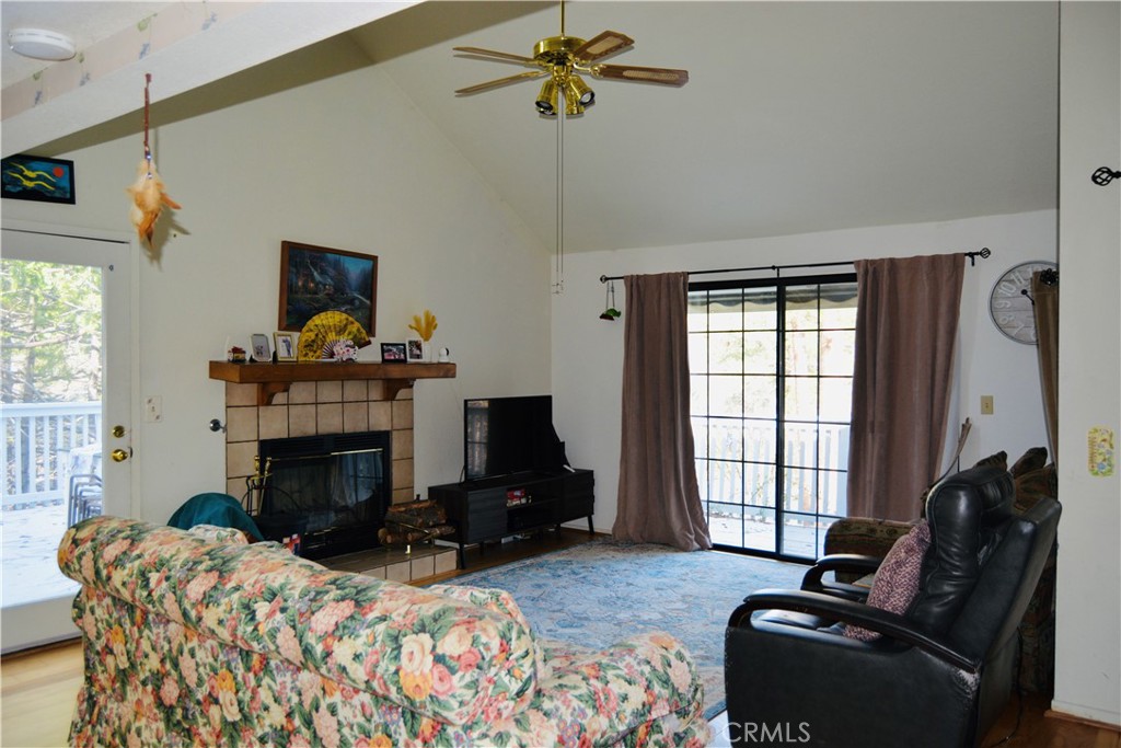 40748 Foxboro Ct, Bass Lake, CA 93604