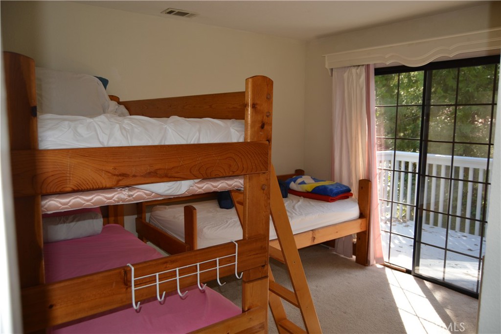 40748 Foxboro Ct, Bass Lake, CA 93604