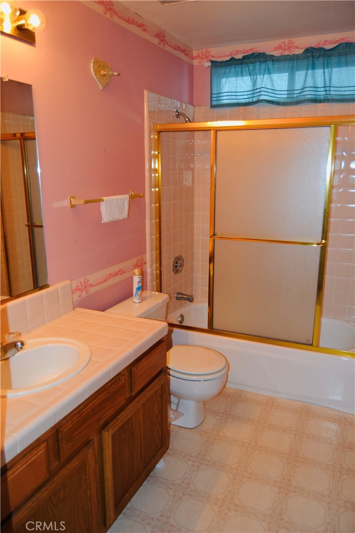 40748 Foxboro Ct, Bass Lake, CA 93604