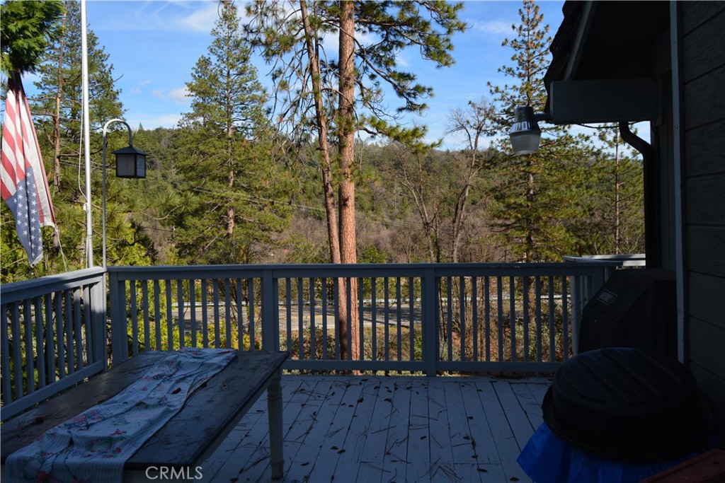 40748 Foxboro Ct, Bass Lake, CA 93604