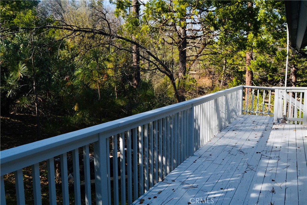 40748 Foxboro Ct, Bass Lake, CA 93604