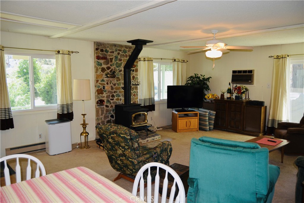 39580 Saunders, Bass Lake, CA 93604