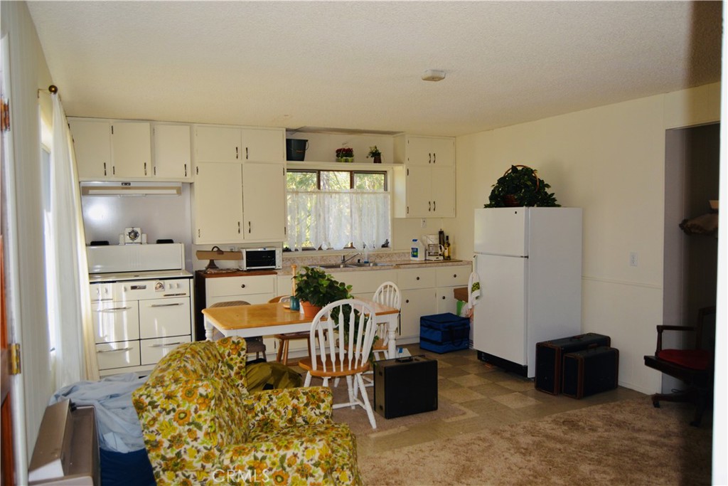 39580 Saunders, Bass Lake, CA 93604