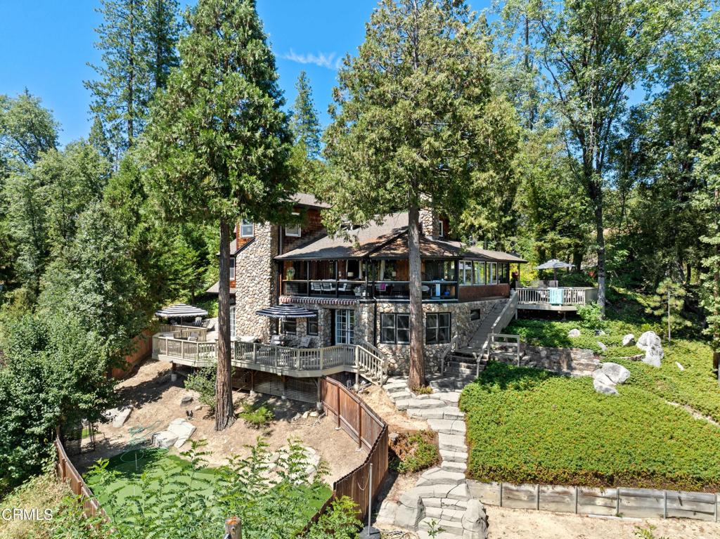 54186 Road 432, Bass Lake, CA 93604