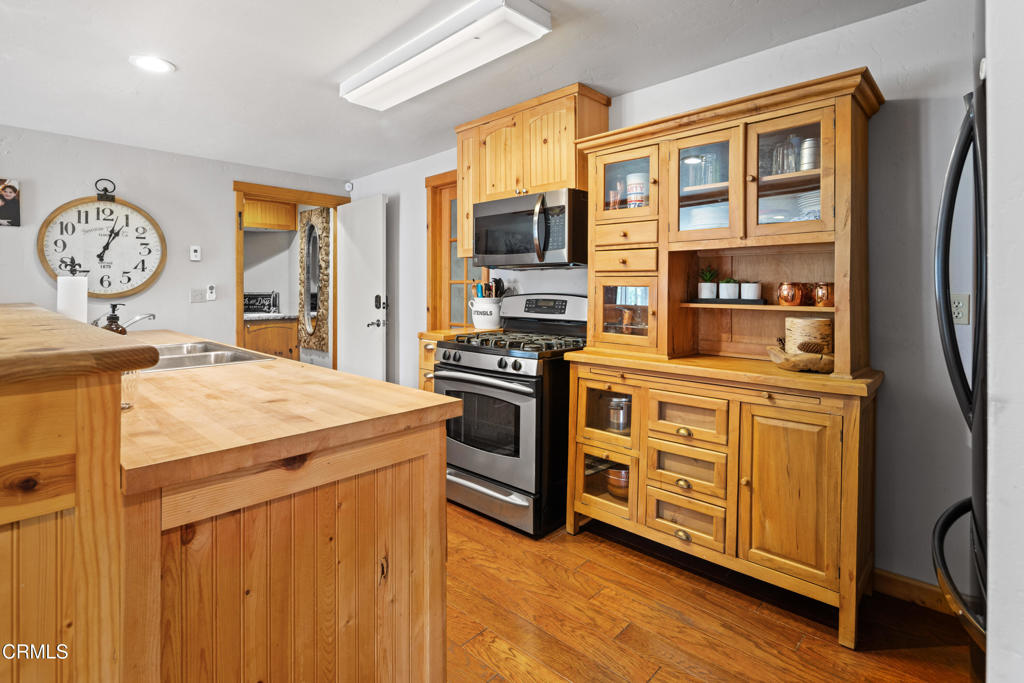 54186 Road 432, Bass Lake, CA 93604