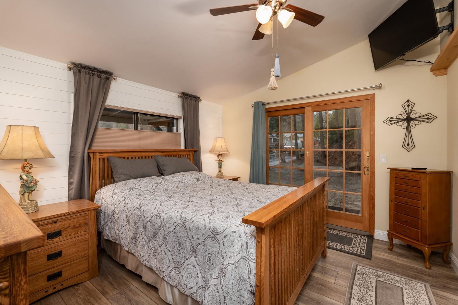 39737 Road 274 #63, Bass Lake, CA 93604