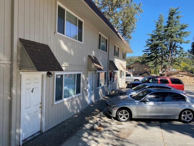 48951 River Park Rd, Oakhurst, CA 93644