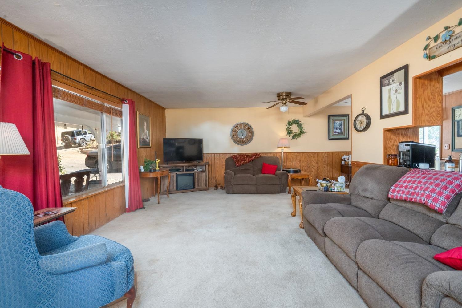 5238 Avoca Vale Rd, Mariposa, CA 95338