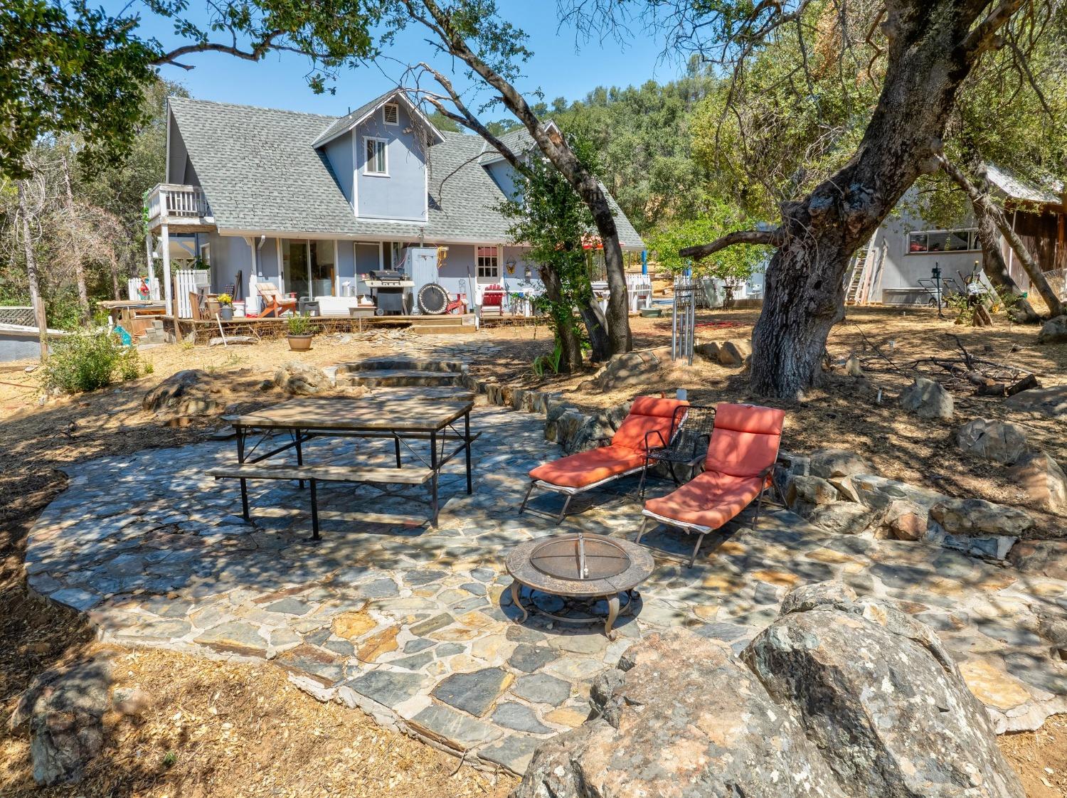 5238 Avoca Vale Rd, Mariposa, CA 95338