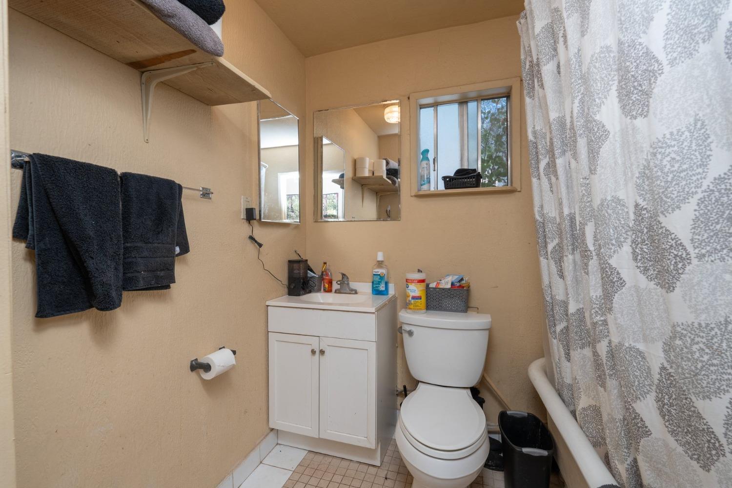 5238 Avoca Vale Rd, Mariposa, CA 95338