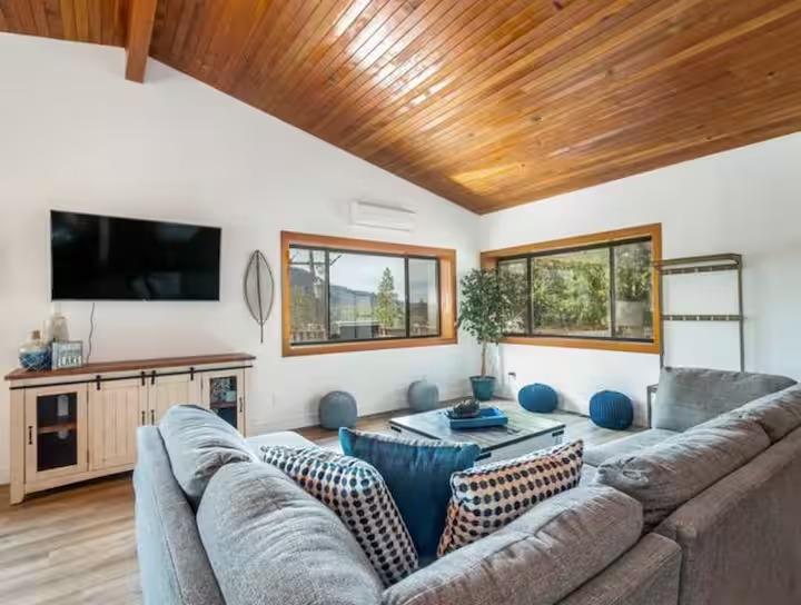 56406 Marina View Way, Bass Lake, CA 93604