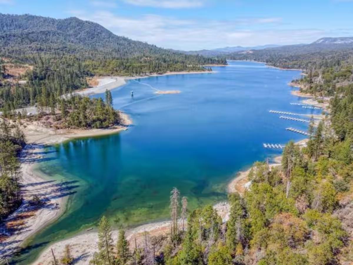 56406 Marina View Way, Bass Lake, CA 93604