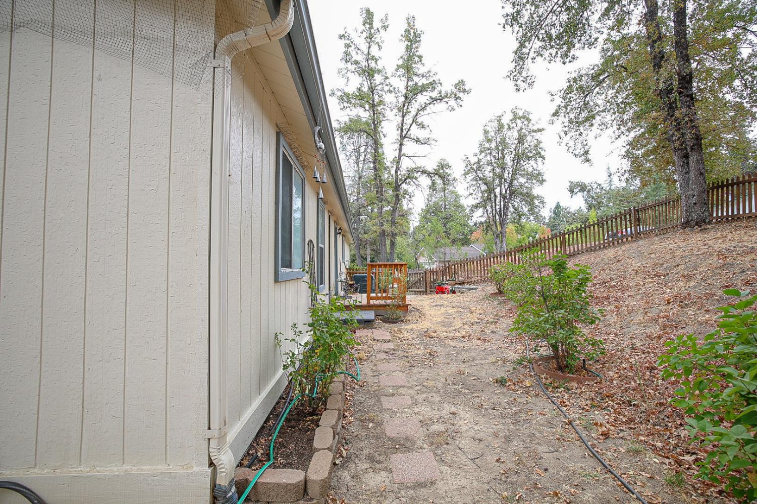 43555 Highway 41 #A3, Oakhurst, CA 93644