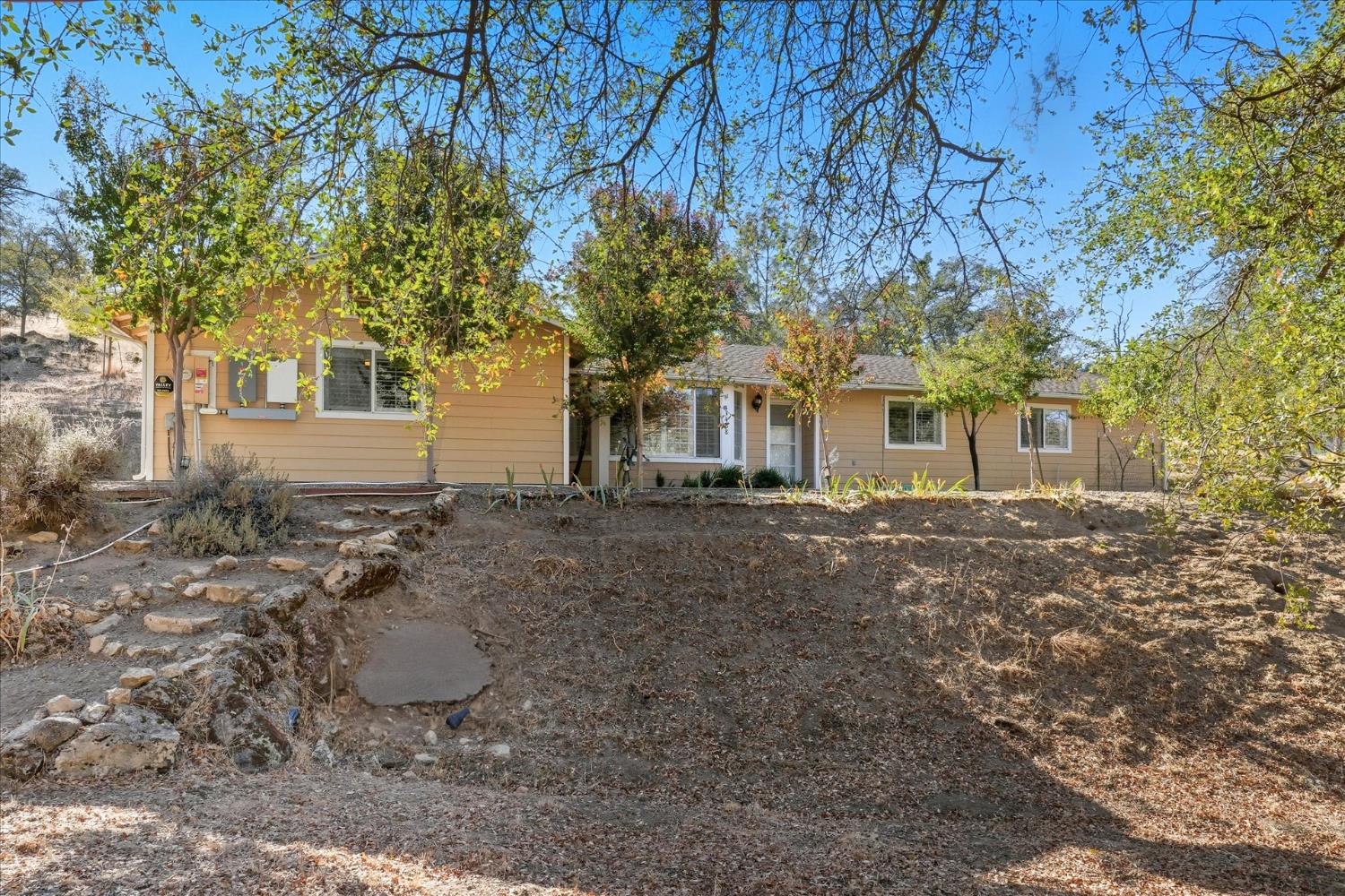 43468 Crystal Cave Cir, Coarsegold, CA 93614