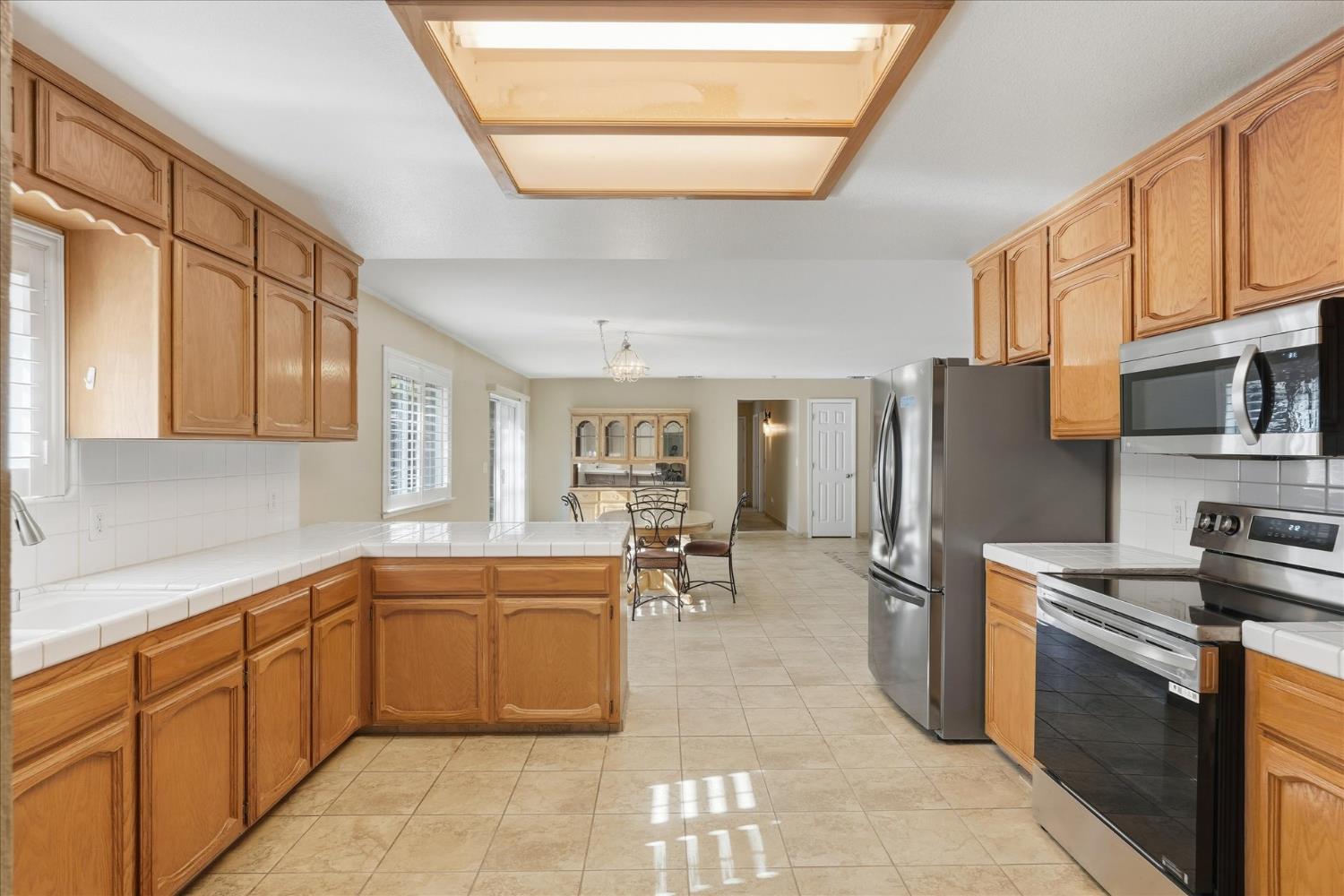 43468 Crystal Cave Cir, Coarsegold, CA 93614