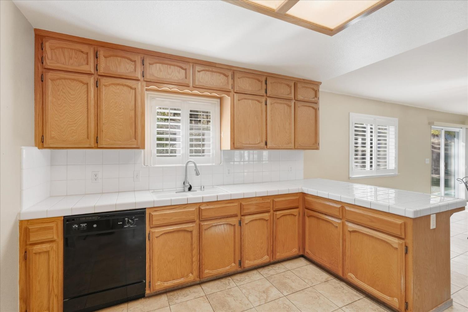 43468 Crystal Cave Cir, Coarsegold, CA 93614