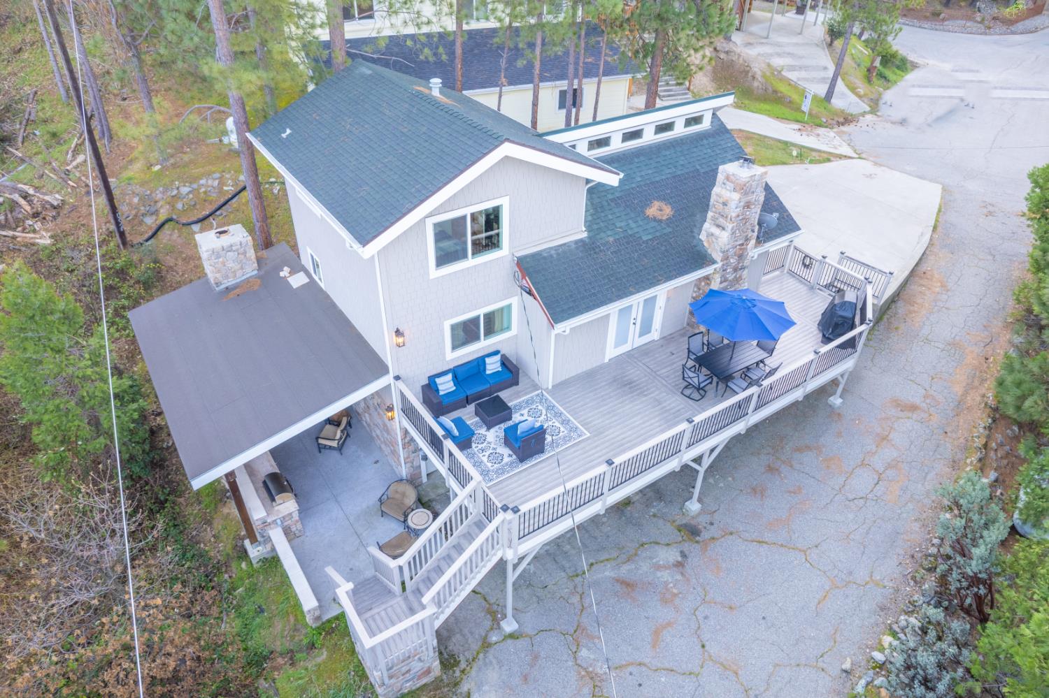 37748 Marina View Drive, Bass Lake, CA 93604