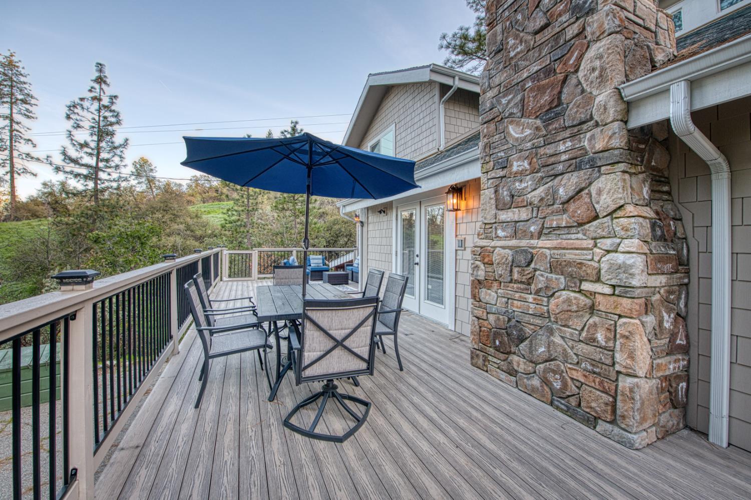 37748 Marina View Drive, Bass Lake, CA 93604