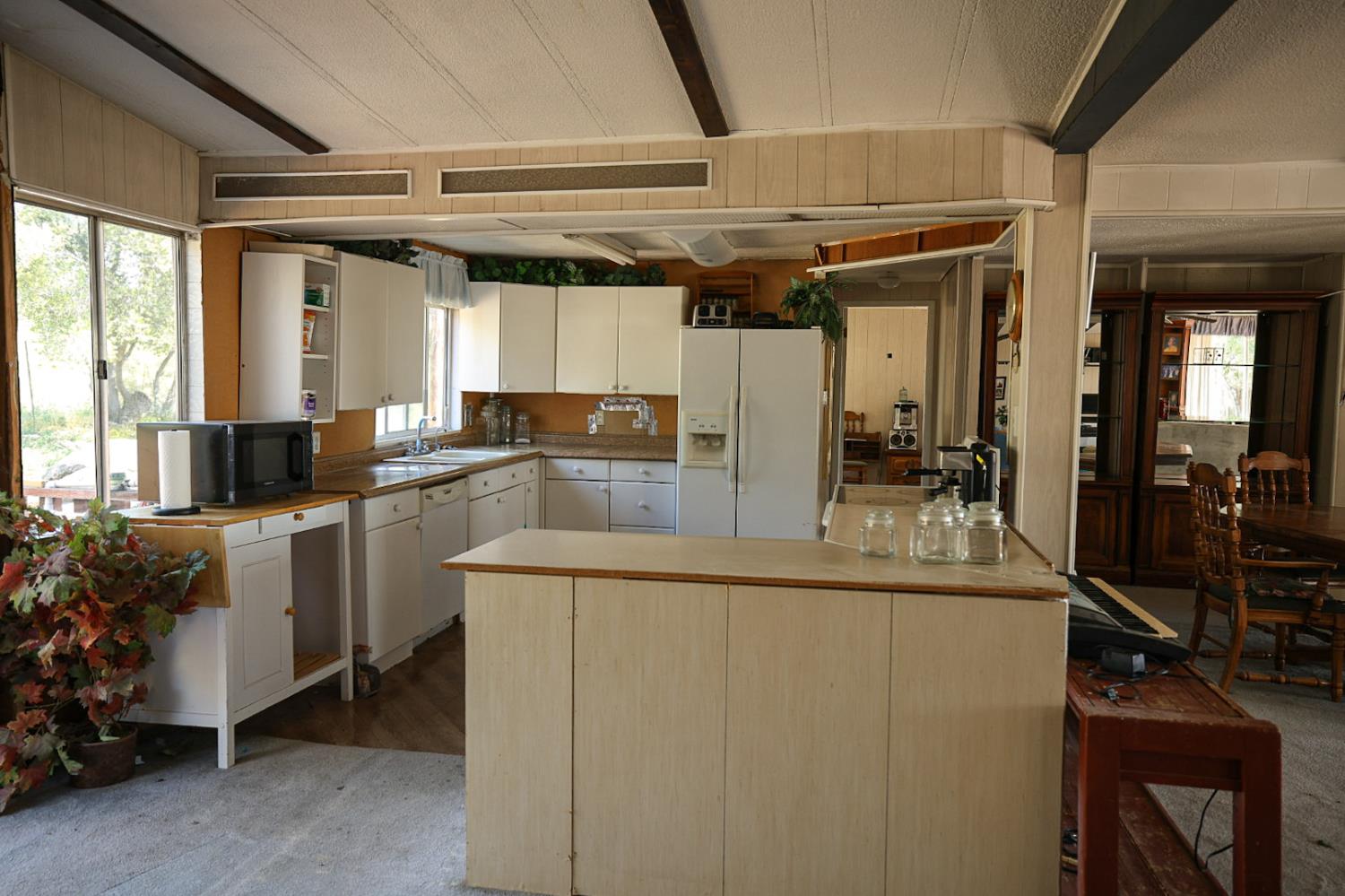 33404 Robinhood Dr, Coarsegold, CA 93614