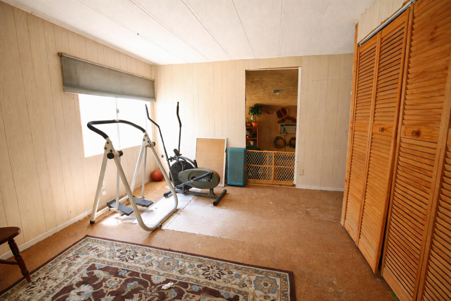 33404 Robinhood Dr, Coarsegold, CA 93614