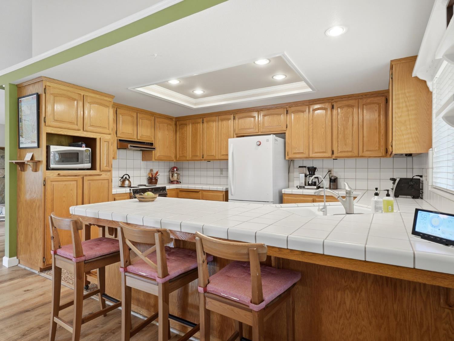 37927 China Creek Rd, Oakhurst, CA 93644