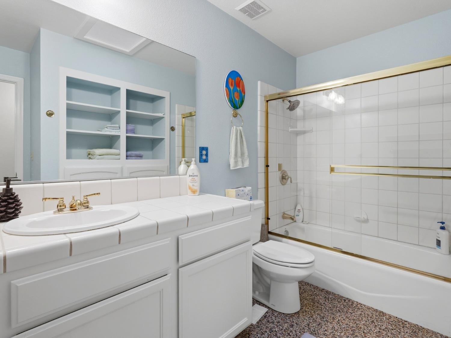 37927 China Creek Rd, Oakhurst, CA 93644