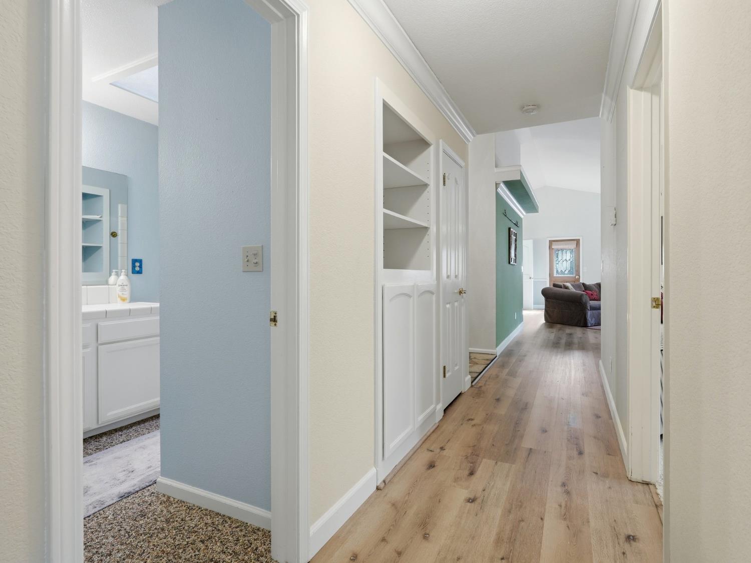 37927 China Creek Rd, Oakhurst, CA 93644